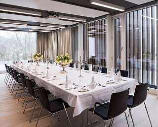 Kettenbrucke Saal 2 Bankett