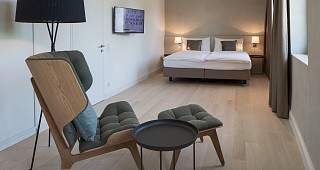 Kettenbrucke Suite